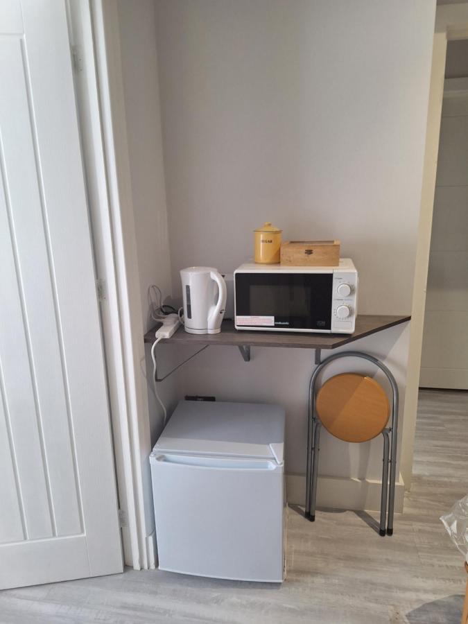 Deluxe Single Room Only For One Adult Northolt  Exteriér fotografie